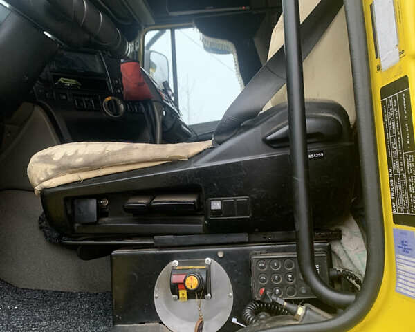Желтый Даф ХФ, объемом двигателя 0 л и пробегом 1 тыс. км за 10400 $, фото 2 на Automoto.ua