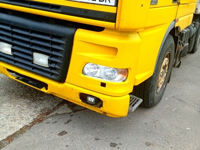 Желтый Даф ХФ, объемом двигателя 12.6 л и пробегом 0 тыс. км за 11500 $, фото 2 на Automoto.ua