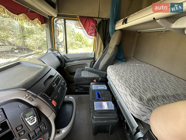 Желтый Даф ХФ, объемом двигателя 0 л и пробегом 800 тыс. км за 12500 $, фото 11 на Automoto.ua