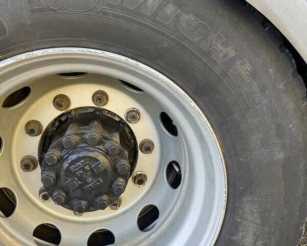 Серый Даф ХФ, объемом двигателя 12.58 л и пробегом 2 тыс. км за 24999 $, фото 4 на Automoto.ua