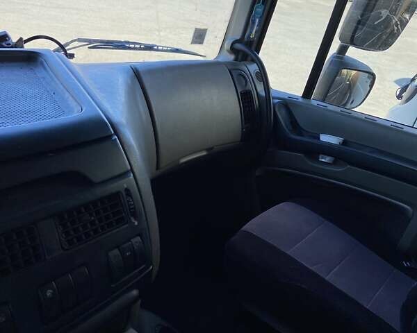 Даф ХФ 2012 в Житомире на Automoto.ua Серый Даф ХФ, объемом двигателя 0 л и пробегом 970 тыс. км за 18700 $, фото 11 на Automoto.ua