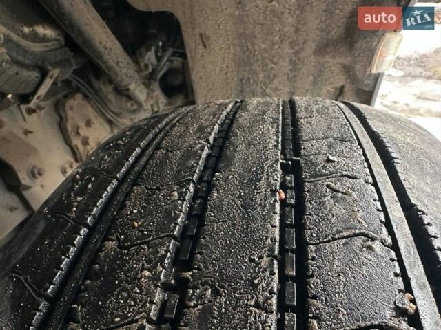 Серый Даф ХФ, объемом двигателя 10.84 л и пробегом 837 тыс. км за 18500 $, фото 30 на Automoto.ua