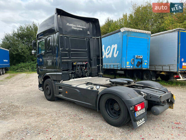 Серый Даф ХФ, объемом двигателя 12.9 л и пробегом 780 тыс. км за 15000 $, фото 1 на Automoto.ua