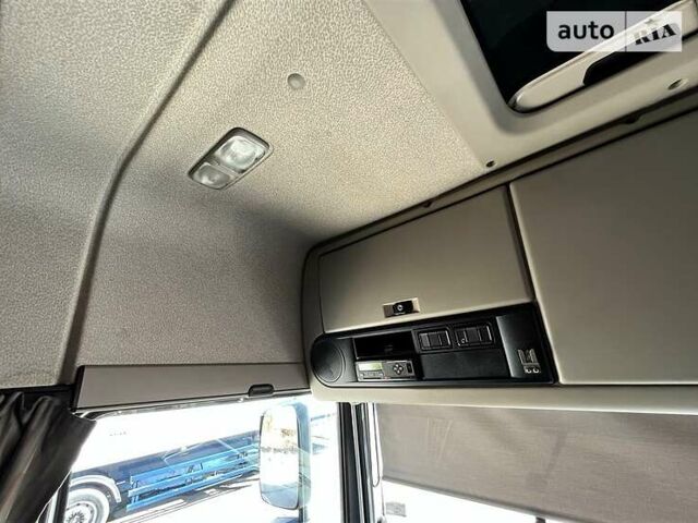 Серый Даф ХФ, объемом двигателя 0 л и пробегом 655 тыс. км за 45501 $, фото 51 на Automoto.ua