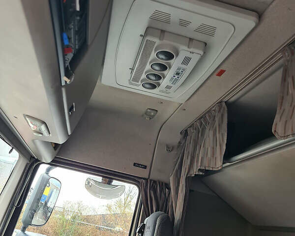 Сірий Даф XF, об'ємом двигуна 10.8 л та пробігом 609 тис. км за 14750 $, фото 9 на Automoto.ua