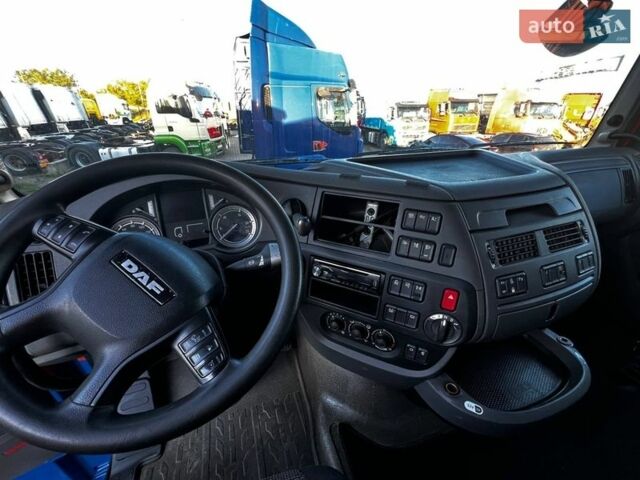 Синий Даф ХФ, объемом двигателя 0 л и пробегом 680 тыс. км за 42000 $, фото 7 на Automoto.ua