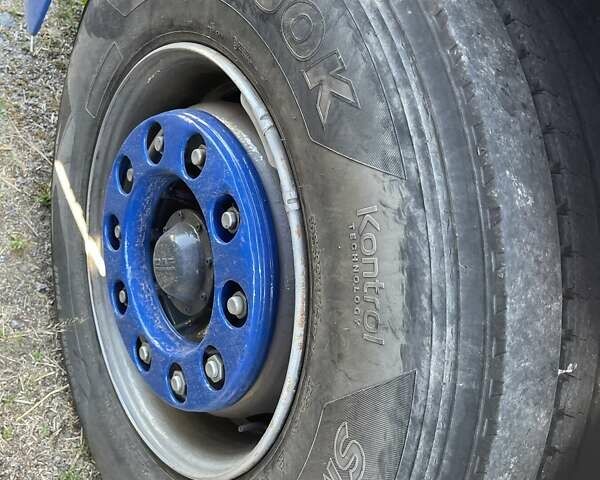 Синий Даф ХФ, объемом двигателя 12.9 л и пробегом 933 тыс. км за 8000 $, фото 28 на Automoto.ua