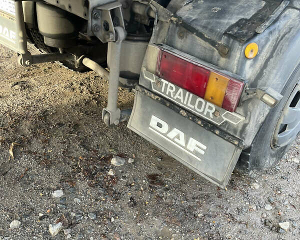 Даф ХФ 2003 в Ильинцах на Automoto.ua Синий Даф ХФ, объемом двигателя 0 л и пробегом 1 тыс. км за 10500 $, фото 8 на Automoto.ua