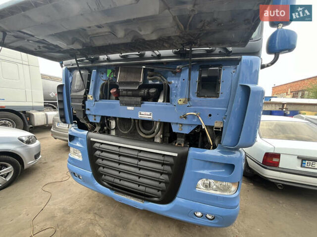 Синий Даф ХФ, объемом двигателя 0 л и пробегом 970 тыс. км за 13500 $, фото 3 на Automoto.ua