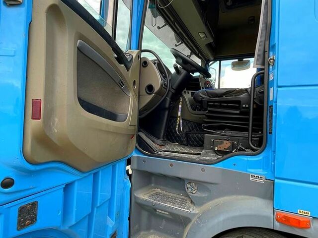 Синій Даф XF, об'ємом двигуна 12.9 л та пробігом 0 тис. км за 14000 $, фото 2 на Automoto.ua