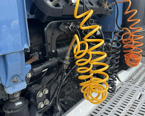 Синий Даф ХФ, объемом двигателя 0 л и пробегом 820 тыс. км за 19500 $, фото 3 на Automoto.ua