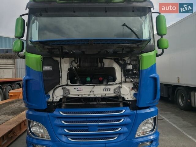 Синий Даф ХФ, объемом двигателя 12.9 л и пробегом 899 тыс. км за 27800 $, фото 3 на Automoto.ua