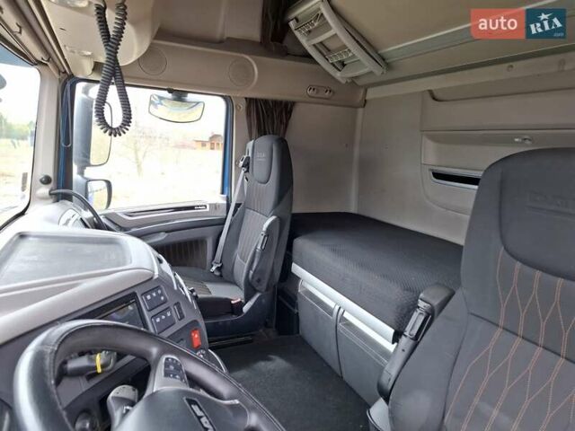Синий Даф ХФ, объемом двигателя 12.9 л и пробегом 582 тыс. км за 23500 $, фото 8 на Automoto.ua