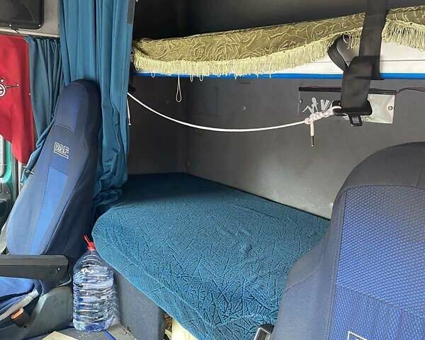 Зеленый Даф ХФ, объемом двигателя 12.58 л и пробегом 880 тыс. км за 11500 $, фото 5 на Automoto.ua