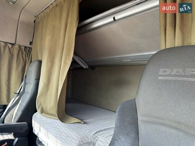 Зеленый Даф ХФ, объемом двигателя 12.9 л и пробегом 106 тыс. км за 16000 $, фото 9 на Automoto.ua