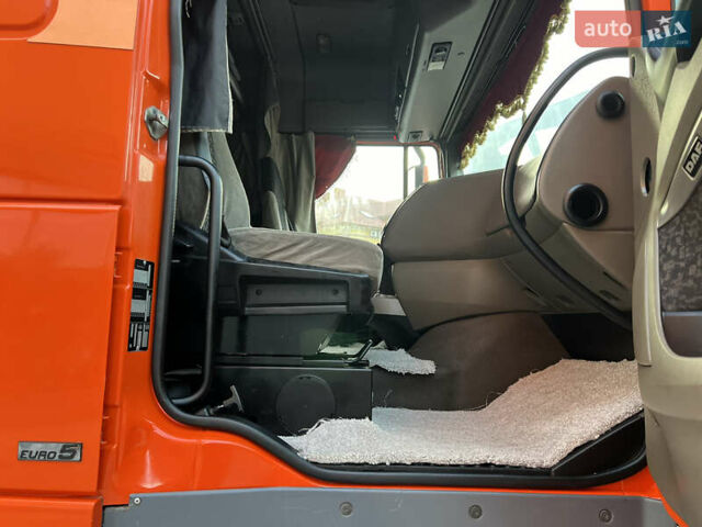 Помаранчевий Даф XF, об'ємом двигуна 12.9 л та пробігом 1 тис. км за 13700 $, фото 25 на Automoto.ua