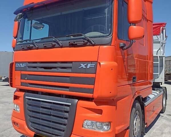 Оранжевый Даф ХФ, объемом двигателя 0 л и пробегом 600 тыс. км за 22000 $, фото 3 на Automoto.ua