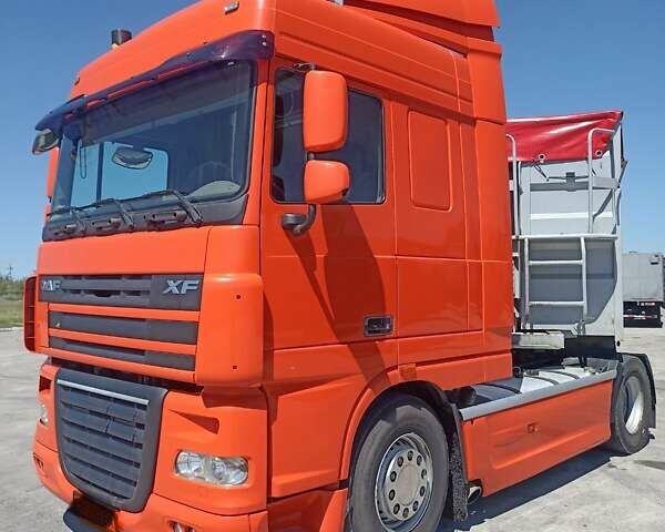 Оранжевый Даф ХФ, объемом двигателя 0 л и пробегом 600 тыс. км за 22000 $, фото 1 на Automoto.ua