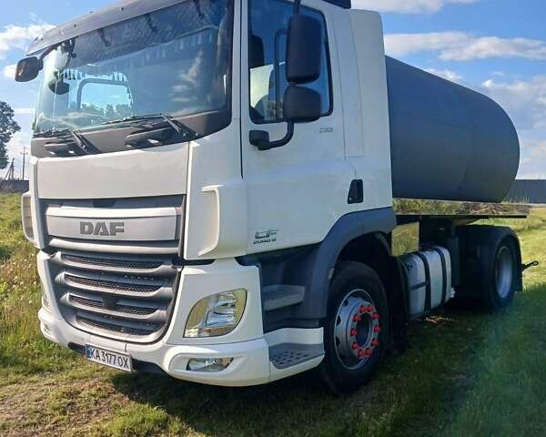 Белый Даф CF 290FT, объемом двигателя 10.8 л и пробегом 396 тыс. км за 37000 $, фото 1 на Automoto.ua