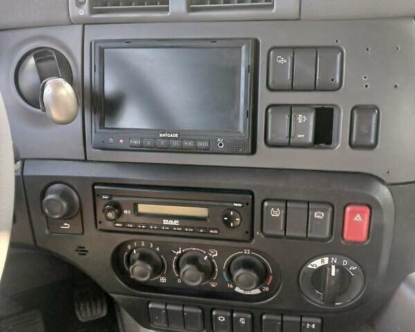 Белый Даф CF 290FT, объемом двигателя 10.8 л и пробегом 396 тыс. км за 37000 $, фото 9 на Automoto.ua