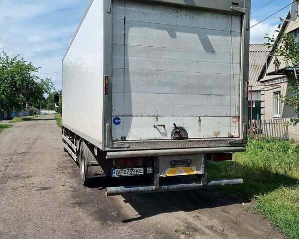 Білий Даф CF 75, об'ємом двигуна 9.2 л та пробігом 750 тис. км за 13000 $, фото 2 на Automoto.ua