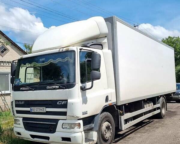 Білий Даф CF 75, об'ємом двигуна 9.2 л та пробігом 750 тис. км за 13000 $, фото 1 на Automoto.ua