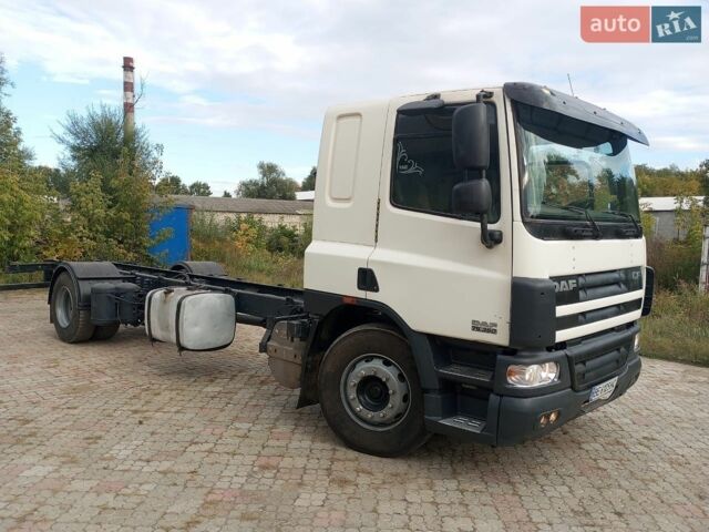 Белый Даф CF 75, объемом двигателя 9.2 л и пробегом 672 тыс. км за 22500 $, фото 1 на Automoto.ua