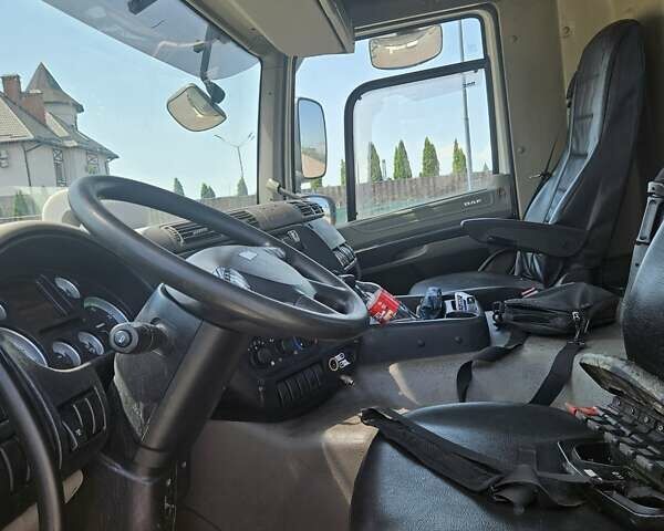 Белый Даф CF 75, объемом двигателя 9.19 л и пробегом 190 тыс. км за 58000 $, фото 23 на Automoto.ua