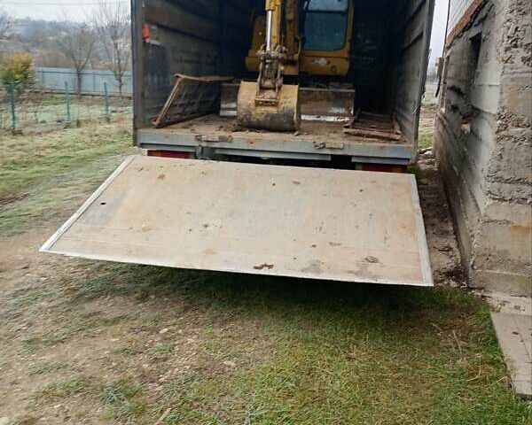 Красный Даф CF 75, объемом двигателя 9.2 л и пробегом 745 тыс. км за 7700 $, фото 4 на Automoto.ua