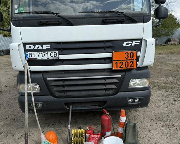 Даф CF 85 2012 у Полтаві на Automoto.ua Білий Даф CF 85, об'ємом двигуна 12 л та пробігом 339 тис. км за 74900 $, фото 1 на Automoto.ua