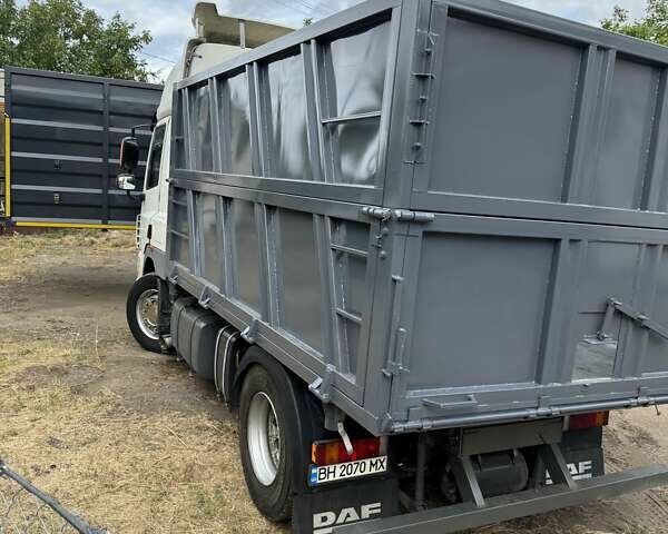 Белый Даф CF 85, объемом двигателя 0 л и пробегом 900 тыс. км за 22500 $, фото 2 на Automoto.ua