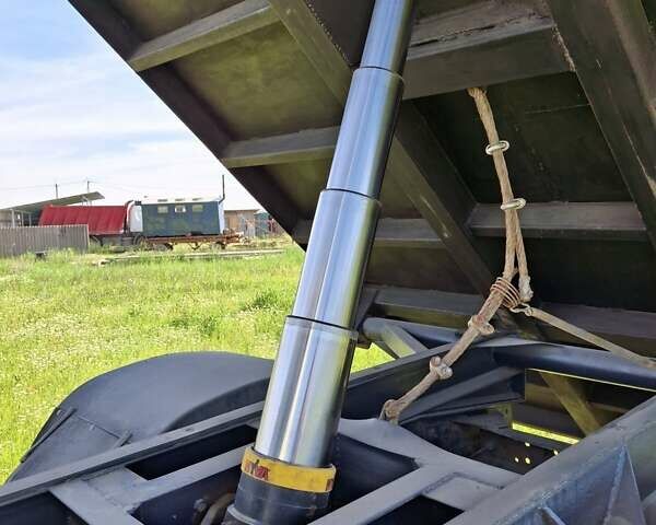 Даф CF 85, объемом двигателя 12.9 л и пробегом 730 тыс. км за 23300 $, фото 3 на Automoto.ua