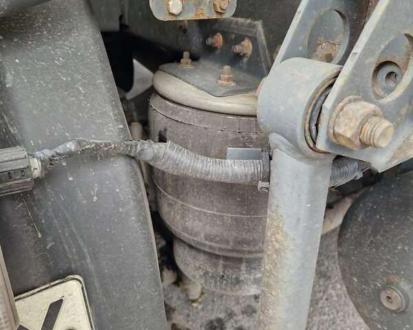 Желтый Даф CF 85, объемом двигателя 12.9 л и пробегом 999 тыс. км за 20900 $, фото 12 на Automoto.ua