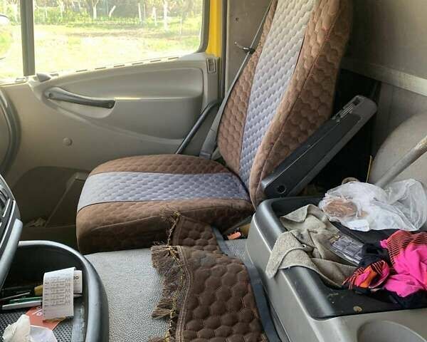 Желтый Даф CF 85, объемом двигателя 12.9 л и пробегом 600 тыс. км за 41000 $, фото 6 на Automoto.ua