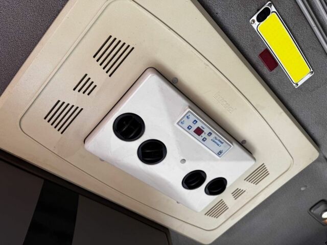 Даф Другая 2008 в Черкассах на Automoto.ua Даф Другая, объемом двигателя 0 л и пробегом 0 тыс. км за 17900 $, фото 13 на Automoto.ua