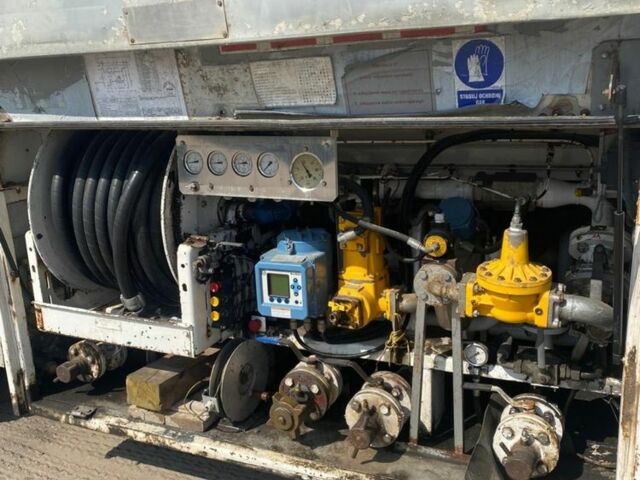 Даф Другая 2007 у Сумах на Automoto.ua Даф Другая, об'ємом двигуна 0 л та пробігом 0 тис. км за 66462 $, фото 3 на Automoto.ua