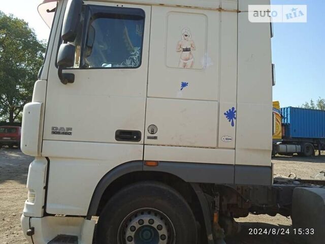 Білий Даф XF 105, об'ємом двигуна 12.9 л та пробігом 165 тис. км за 15000 $, фото 2 на Automoto.ua
