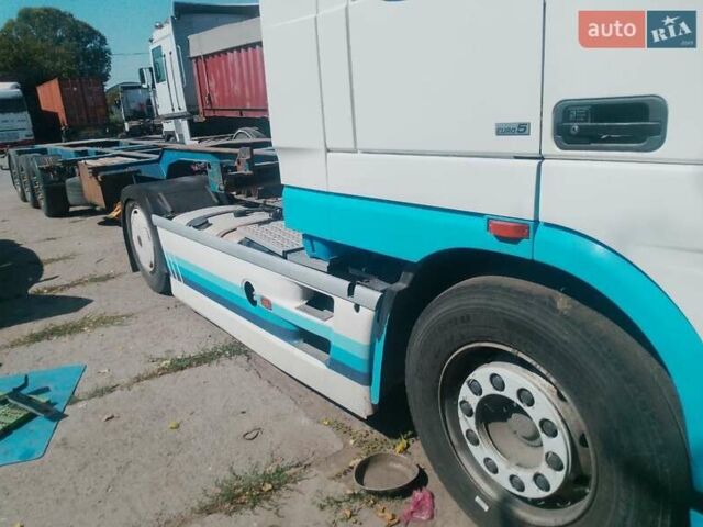 Белый Даф XF 105, объемом двигателя 12.9 л и пробегом 1000 тыс. км за 18000 $, фото 3 на Automoto.ua