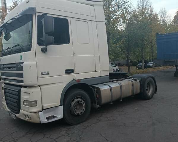 Даф XF 105 2011 у Умани на Automoto.ua Білий Даф XF 105, об'ємом двигуна 12.9 л та пробігом 1 тис. км за 14000 $, фото 1 на Automoto.ua