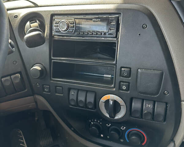 Белый Даф XF 105, объемом двигателя 12.9 л и пробегом 1000 тыс. км за 39999 $, фото 13 на Automoto.ua