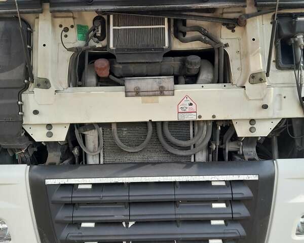 Белый Даф XF 105, объемом двигателя 12 л и пробегом 500 тыс. км за 24000 $, фото 6 на Automoto.ua