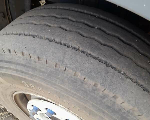 Белый Даф XF 105, объемом двигателя 12 л и пробегом 500 тыс. км за 24000 $, фото 3 на Automoto.ua