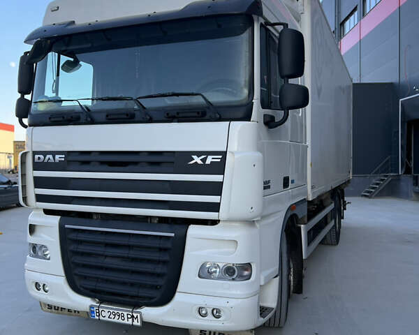 Білий Даф XF 105, об'ємом двигуна 12.9 л та пробігом 100 тис. км за 29700 $, фото 1 на Automoto.ua