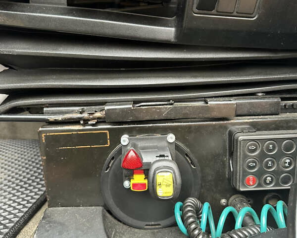 Белый Даф XF 105, объемом двигателя 0 л и пробегом 820 тыс. км за 29500 $, фото 15 на Automoto.ua