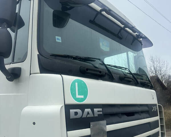 Белый Даф XF 105, объемом двигателя 0 л и пробегом 820 тыс. км за 29500 $, фото 3 на Automoto.ua