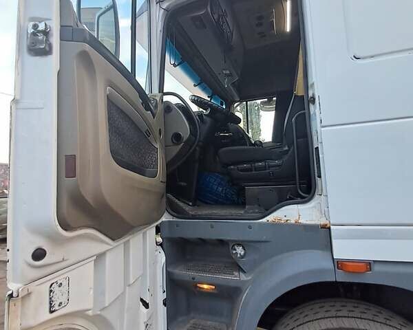 Белый Даф XF 105, объемом двигателя 12 л и пробегом 380 тыс. км за 47500 $, фото 6 на Automoto.ua