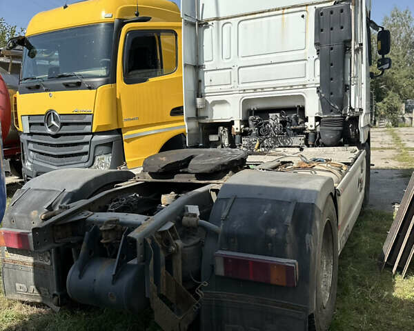 Белый Даф XF 105, объемом двигателя 12.9 л и пробегом 250 тыс. км за 10800 $, фото 3 на Automoto.ua