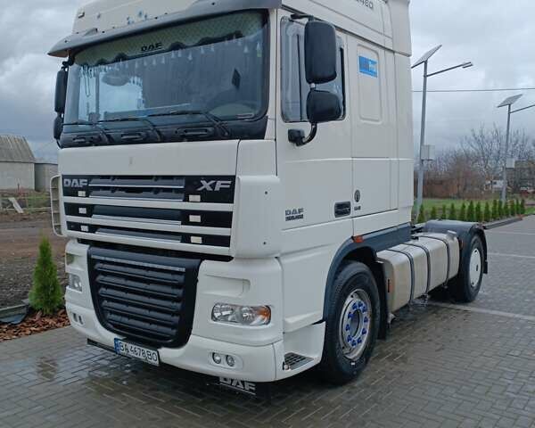 Білий Даф XF 105, об'ємом двигуна 12.9 л та пробігом 1 тис. км за 10000 $, фото 3 на Automoto.ua