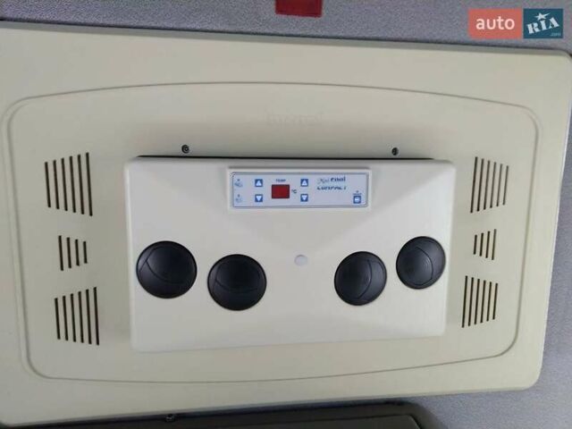 Білий Даф XF 105, об'ємом двигуна 12.9 л та пробігом 1 тис. км за 10000 $, фото 26 на Automoto.ua