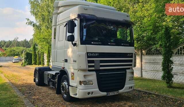 Білий Даф XF 105, об'ємом двигуна 12.9 л та пробігом 1 тис. км за 9250 $, фото 2 на Automoto.ua